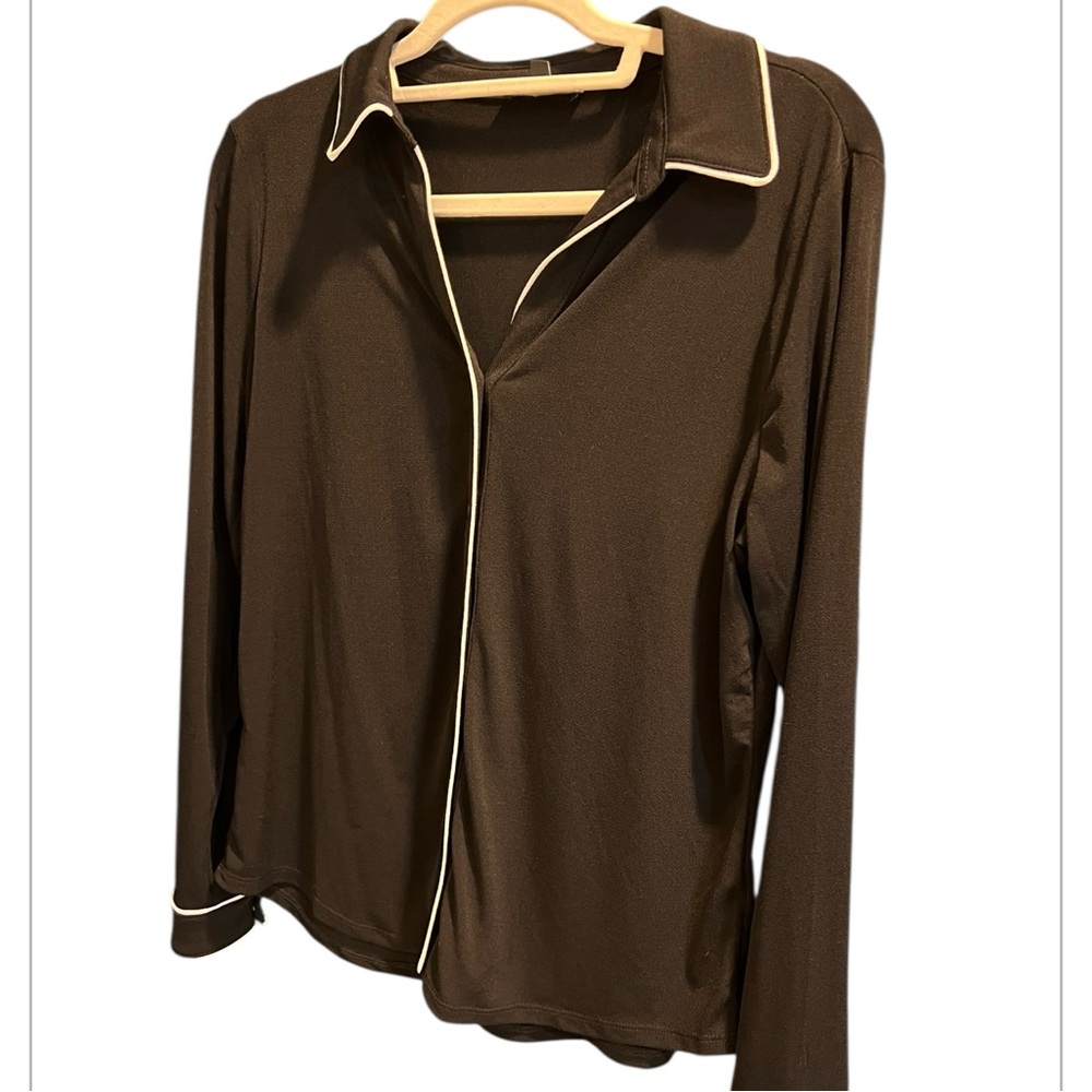 Adrianna Papell black blouse with white piping size M
